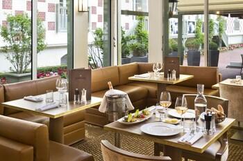 Hôtel Barrière Le Normandy