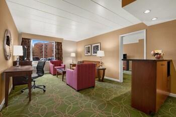 Days Inn Penn State