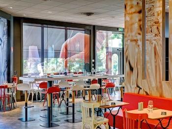 Hotel ibis Lyon Gerland Musee des Confluences