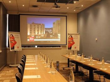 Hotel ibis Lyon Gerland Musee des Confluences
