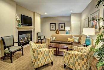 DoubleTree by Hilton Hotel Tinton Falls - Eatontown