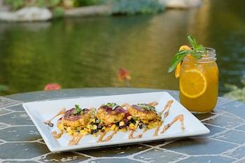 DoubleTree by Hilton Hotel Anaheim - Orange County