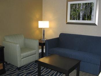 Holiday Inn Concord Downtown