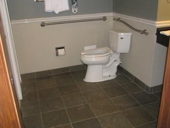 Holiday Inn Concord Downtown