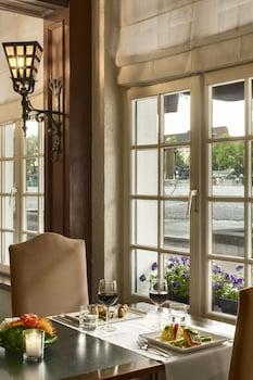 NH Hotel Brugge