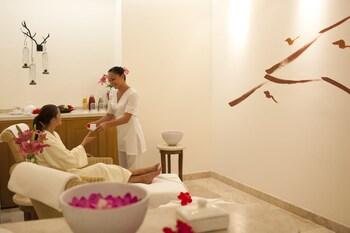 THE REGENT RESORT GOLF & SPA