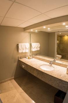 DoubleTree by Hilton Grand Hotel Biscayne Bay