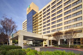 Embassy Suites by Hilton Santa Clara Silicon Valley