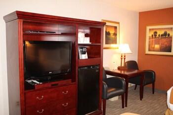 Holiday Inn Express Paramus