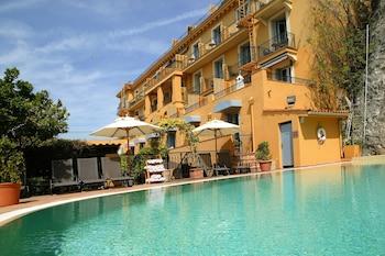 La Perouse Hotel