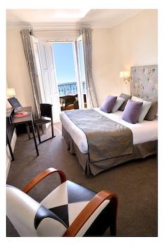 La Perouse Hotel