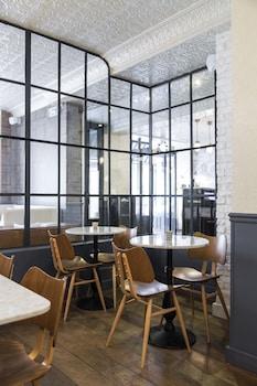 Hotel Paradis Paris