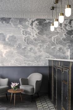 Hotel Paradis Paris