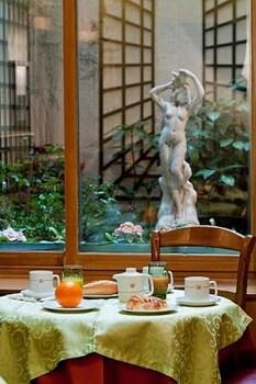 Hotel Harvey Paris Porte Maillot