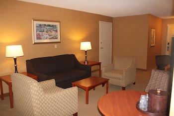 Best Western Plus North Haven Hotel