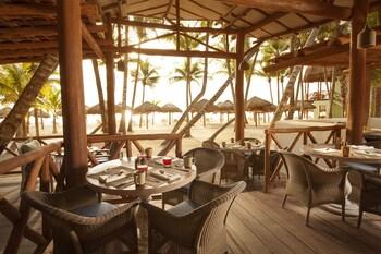 Shangri-la Caribe Beach Village Resort