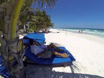 Hotel Cabañas Los Lirios Tulum