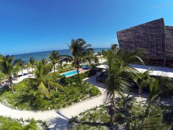 Hotel Cabañas Los Lirios Tulum