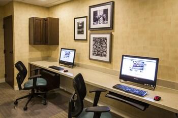 Hampton Inn & Suites Tucson-Mall