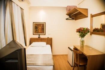 Hotel Rojas All Suite