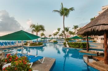 Royal Solaris Cancun Resort All Inclusive