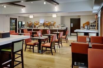 Holiday Inn Express Simi Valley