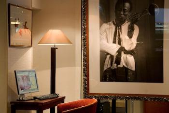 HÔTEL PAVILLON MONCEAU