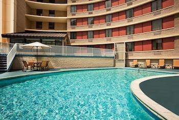 Sheraton Silver Spring Hotel
