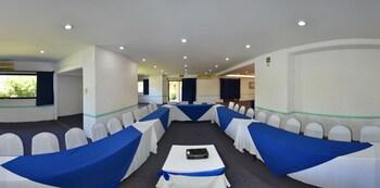 Cancun Clipper Club