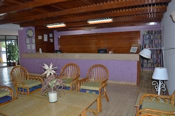 Cancun Clipper Club