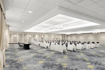 Sheraton Cavalier Saskatoon Hotel