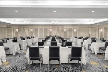 Sheraton Cavalier Saskatoon Hotel