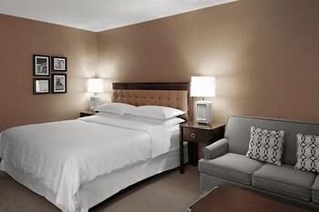 Sheraton Cavalier Saskatoon Hotel