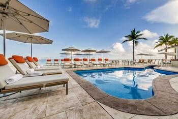 COZUMEL PALACE
