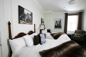 The Fort Garry Hotel
