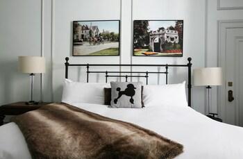 The Fort Garry Hotel