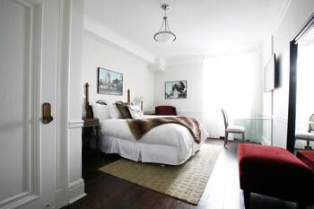 The Fort Garry Hotel