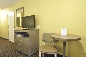 Super 8 Revelstoke BC