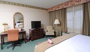 Crowne Plaza Nashua