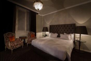 Hotel Manos Premier