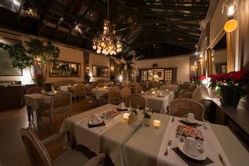 Hotel Manos Premier