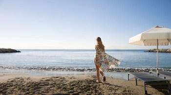 LOUIS APOLLONIA BEACH HOTEL