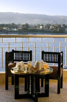 El Luxor Hotel