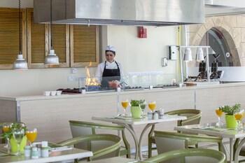Lordos Beach Hotel