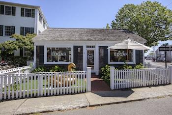 Kelley House Hotel