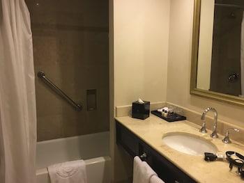 Sheraton Ambassador Hotel
