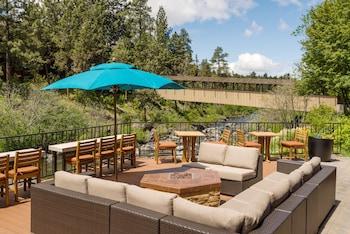 Riverhouse on the Deschutes