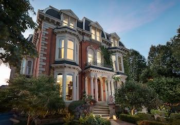 The Mansion on Delaware Avenue