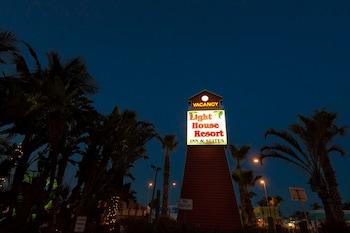 Lighthouse Resort Inn and Suites
