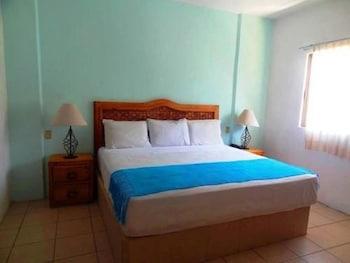Emperador Vallarta Beachfront Hotel & Suites